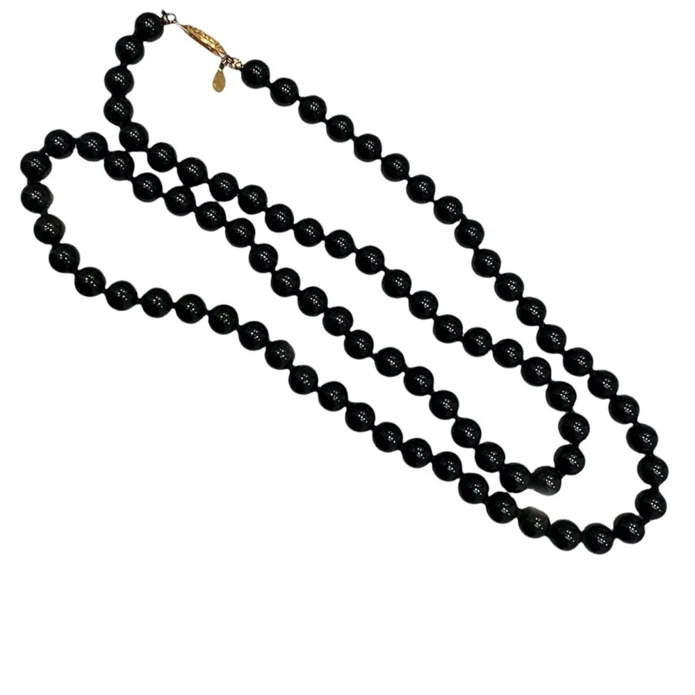 VINTAGE PREMIER DESIGNS CROWN BLACK BEAD NECKLACE WITH GOLD TONE CLASP - 29
